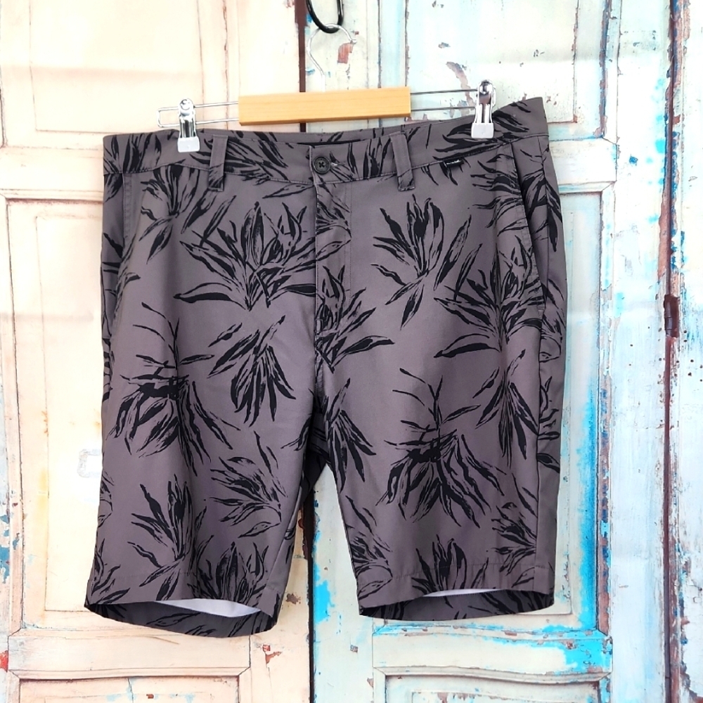 Travis Matthew Prestige Lifestyle Performance Shorts